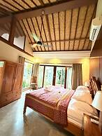 Bayshore Villas Candi Dasa