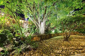 Hotel Ciudad Real Palenque