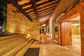 Hotel Ciudad Real Palenque