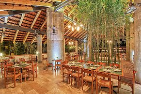 Hotel Ciudad Real Palenque