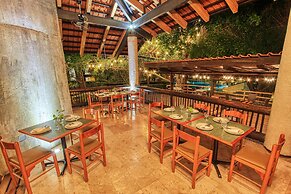 Hotel Ciudad Real Palenque