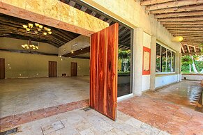 Hotel Ciudad Real Palenque