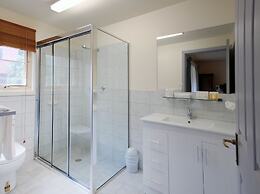 Riverview Boutique Motel