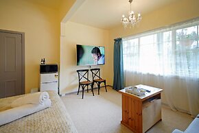 Riverview Boutique Motel