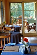 Riverview Boutique Motel