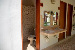 Golden Paradise Hostel