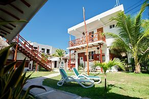 Golden Paradise Hostel