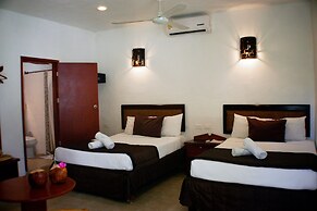 Golden Paradise Hostel