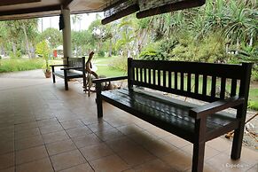 Dos Palmas Island Resort & Spa