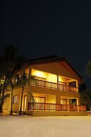 Dos Palmas Island Resort & Spa