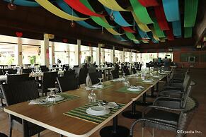 Dos Palmas Island Resort & Spa