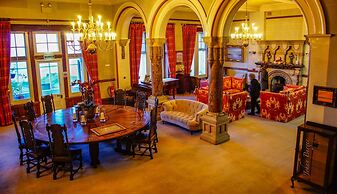 Camelot Castle Hotel