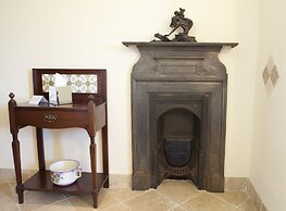 Camelot Castle Hotel