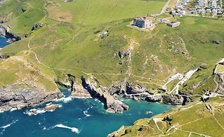 Camelot Castle Hotel