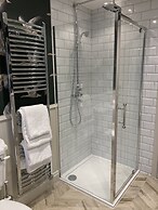 Camelot Castle Hotel