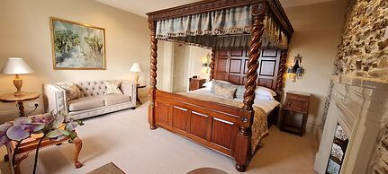 Camelot Castle Hotel