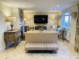 Camelot Castle Hotel