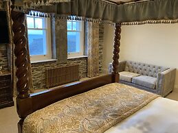 Camelot Castle Hotel