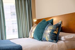 Charlemont Arms Hotel