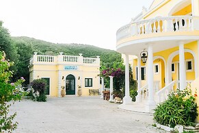 Avra Paradise Aparthotel