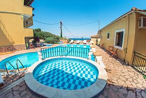 Avra Paradise Aparthotel