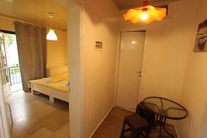 Avra Paradise Aparthotel