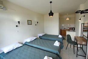 Avra Paradise Aparthotel