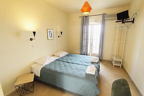 Avra Paradise Aparthotel