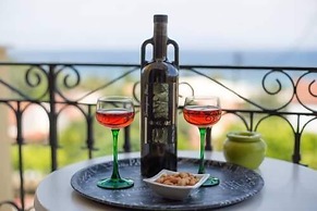 Avra Paradise Aparthotel