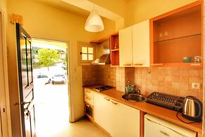 Avra Paradise Aparthotel