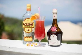 Avra Paradise Aparthotel