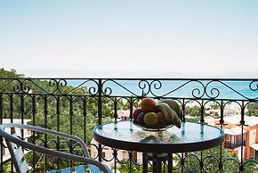 Avra Paradise Aparthotel