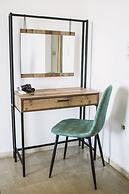 Avra Paradise Aparthotel