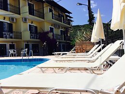 Avra Paradise Aparthotel