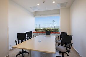 One Puerto Vallarta Aeropuerto