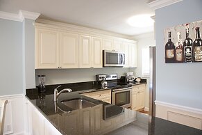 Dolphin Cove - Adults Only