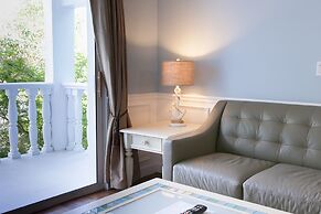 Dolphin Cove - Adults Only