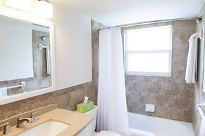 Dolphin Cove - Adults Only