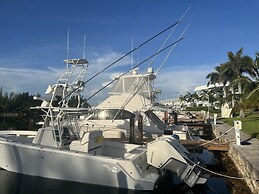 Dolphin Cove - Adults Only