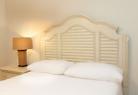 Dolphin Cove - Adults Only