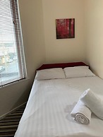 OYO Wave Crest Hotel