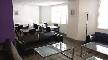 OYO Wave Crest Hotel