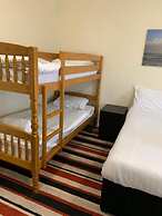 OYO Wave Crest Hotel