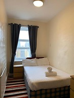 OYO Wave Crest Hotel