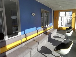 OYO Wave Crest Hotel