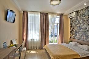 Golden Gate Inn