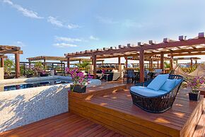 La Divina by Aldea Thai