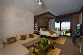 La Divina by Aldea Thai