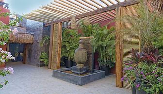 La Divina by Aldea Thai