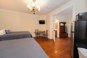 The Whitetail and Suites